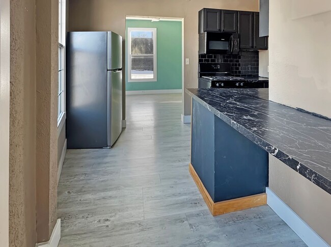 Foto del edificio - 812 Butterworth St SW