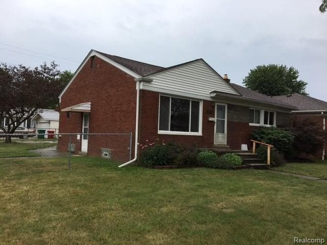 Building Photo - 24704 Willowby Ave