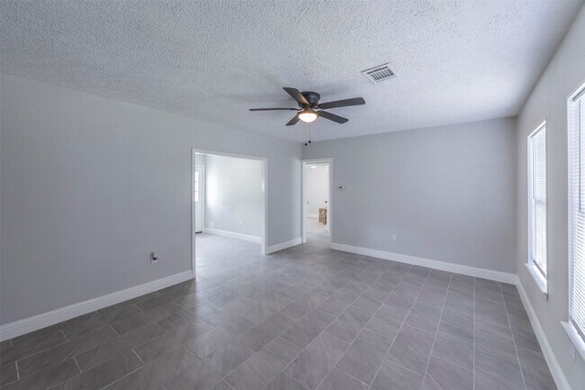 Foto del edificio - 5007 Northridge Dr