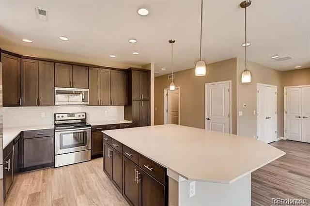 Foto del edificio - 7873 Florado St