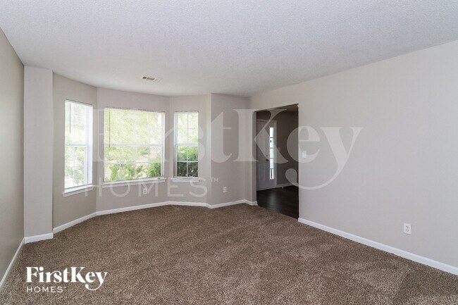 Foto del edificio - 3626 Lower Creek Dr