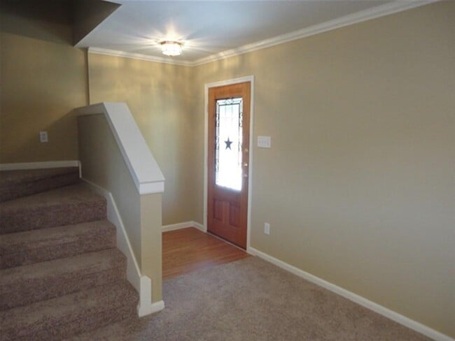 Building Photo - 13775 Running Bear Dr