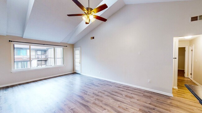 Foto del edificio - Beautiful 2-Bedroom Condo in Westville!