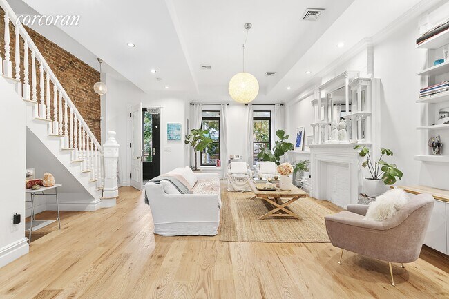 Foto del edificio - 410 Madison St