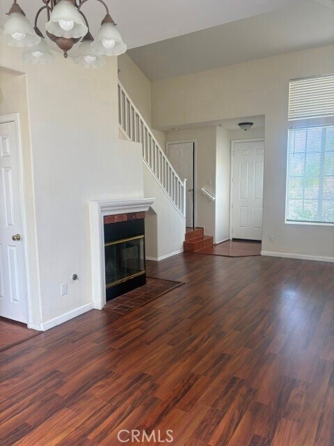 Foto del edificio - 464 Middlebury Ct