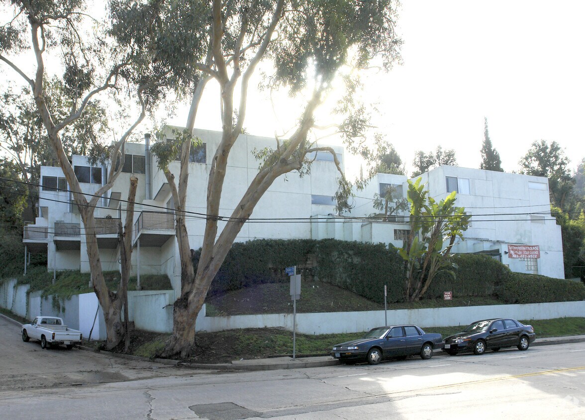 Foto del edificio - 2100 Griffith Park Blvd