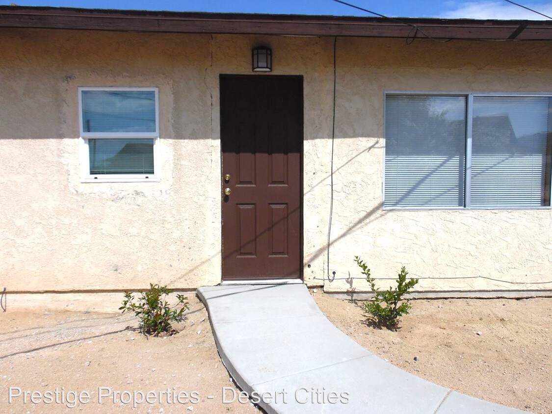Primary Photo - 74024 Pinon Dr