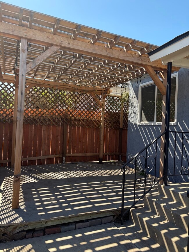 Building Photo - 2312 247th St