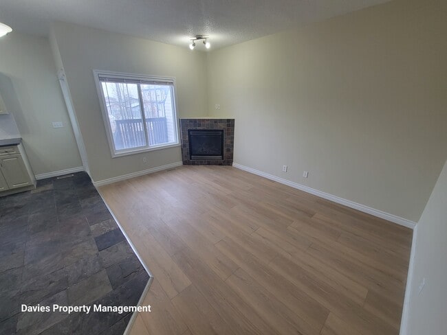 Building Photo - 171 Brintnell Blvd NW