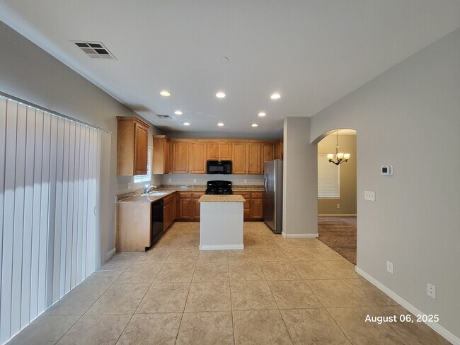 Foto del edificio - 9361 Fitzwilliam Ave