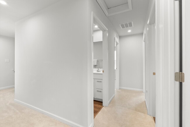 Photo - 161 Robinia Rd Townhome