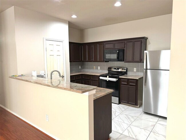 Building Photo - 6507 Sunlit Orchard Dr