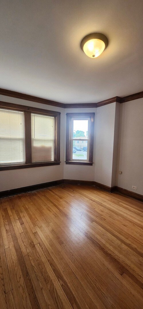 Foto del edificio - 4854 W Potomac Ave