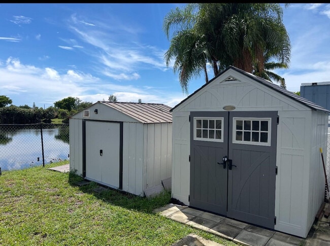 Foto del edificio - 314 NW 47th St