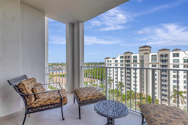 Foto del edificio - 3606 S Ocean Blvd