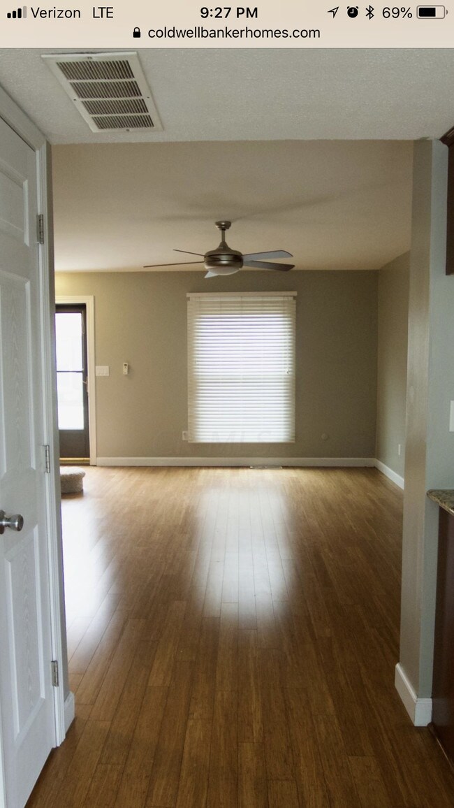 Foto del edificio - 922 Chatham Ln
