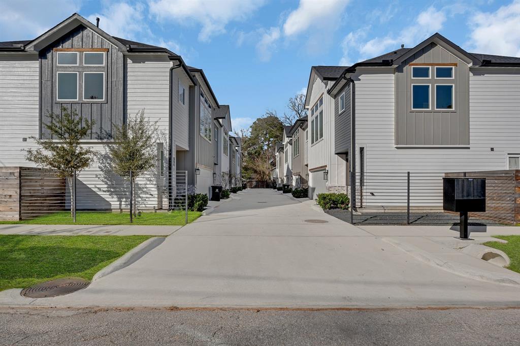 Foto principal - 804 Woodcrest Dr