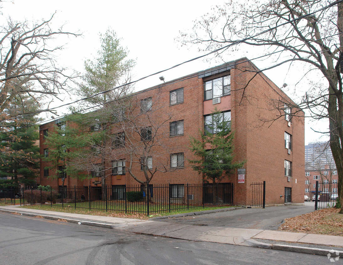 12 Willard St, Hartford, Ct 06105 - Apartments In Hartford, Ct 