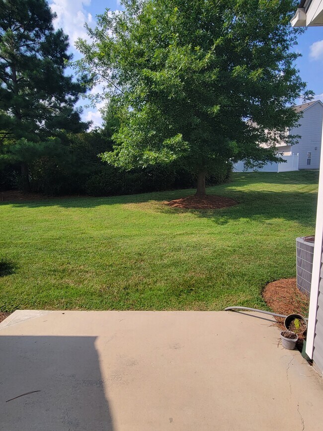 Building Photo - 2859 Summergrove Ct