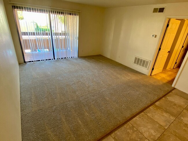 Building Photo - Upgraded Condo near Oldtown