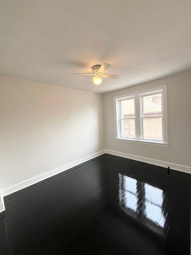 Foto del edificio - 4126 W 24th Pl