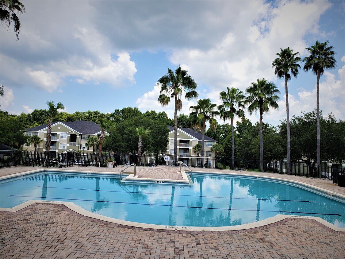 4220 Summer Landing Dr Unit 301, Lakeland, FL 33810 Condo for Rent in
