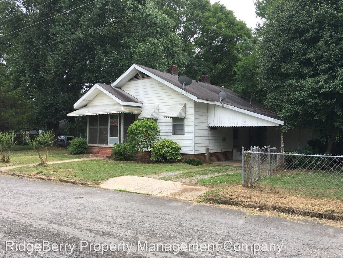 Primary Photo - 2 br, 1 bath House - 200 3rd - Shannon St