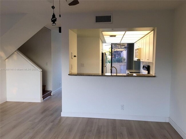 Building Photo - 2931 SW 87th Ter