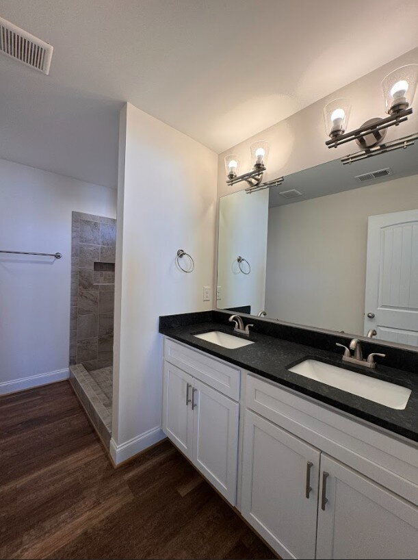 Photo - Inquire today on how to get FREE rent! Apartment