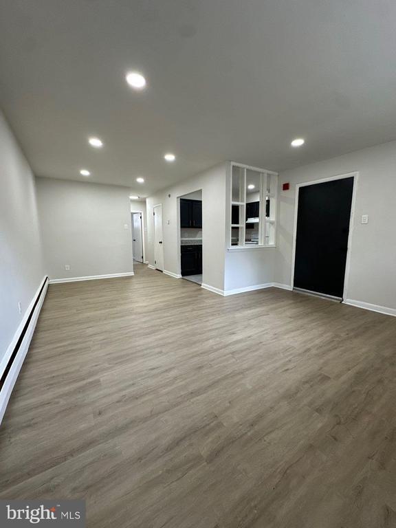 Building Photo - 521 Martin St