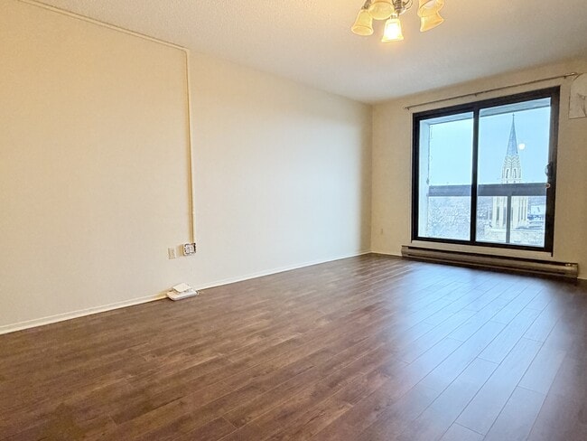 Photo du bâtiment - 1653 Ouellette Ave