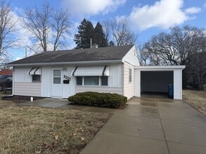 Building Photo - 2007 Schuyler Dr