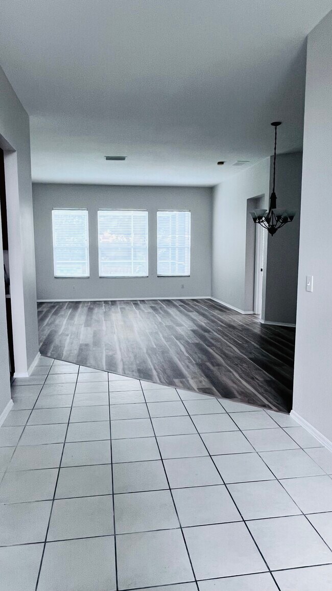 Foto del edificio - 4006 3rd Ave E