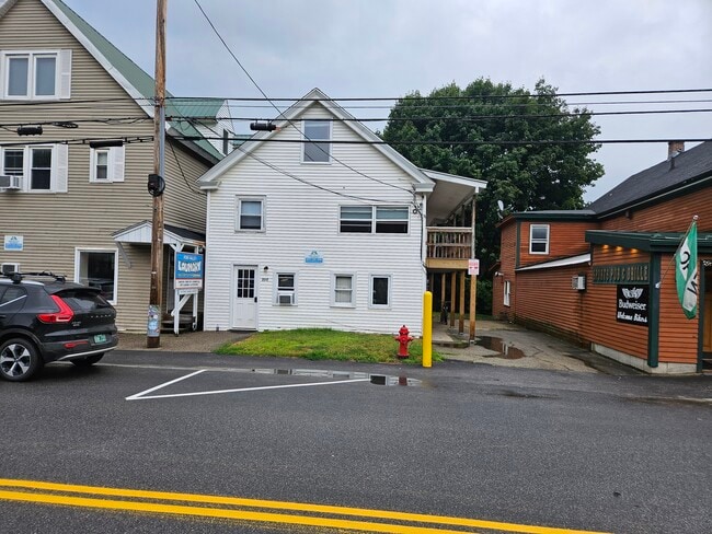 Building Photo - 23 Main St