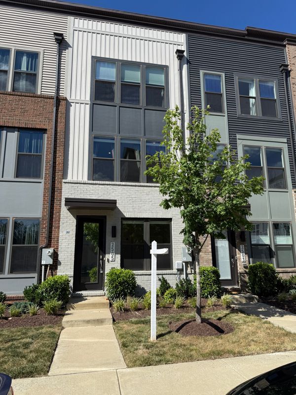 Building Photo - 2505 Nicholson St