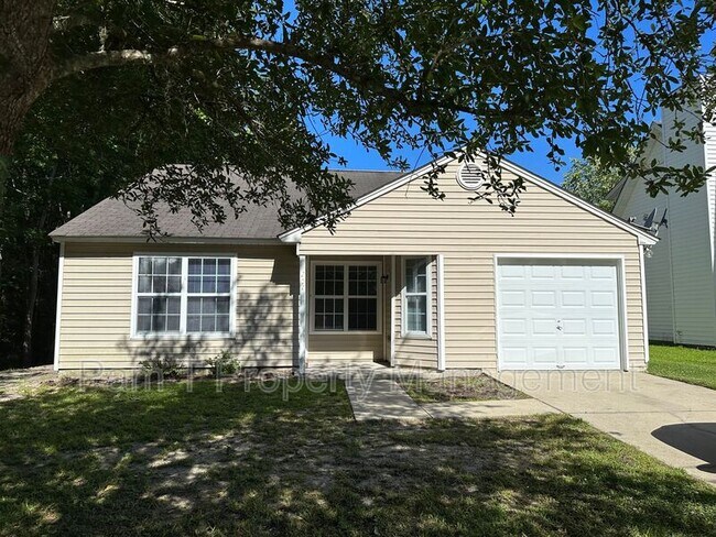 Building Photo - 201 Ridgecrest St.