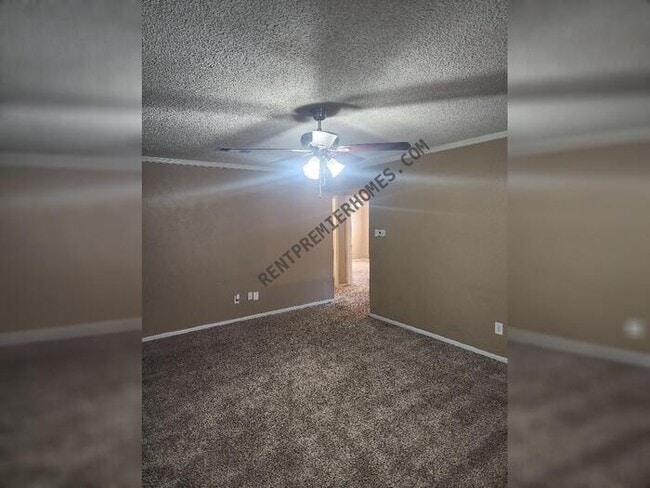 Building Photo - 1175 Dublin Dr