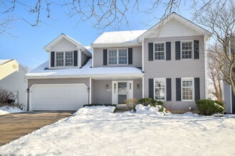 Building Photo - 389 Colonial Cir