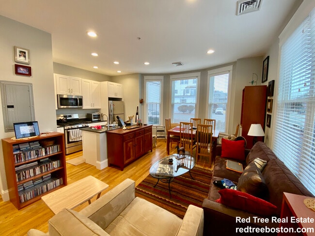 Building Photo - 405 S Huntington Ave