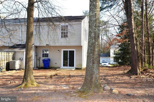 Foto del edificio - 777 Hatfield Ct