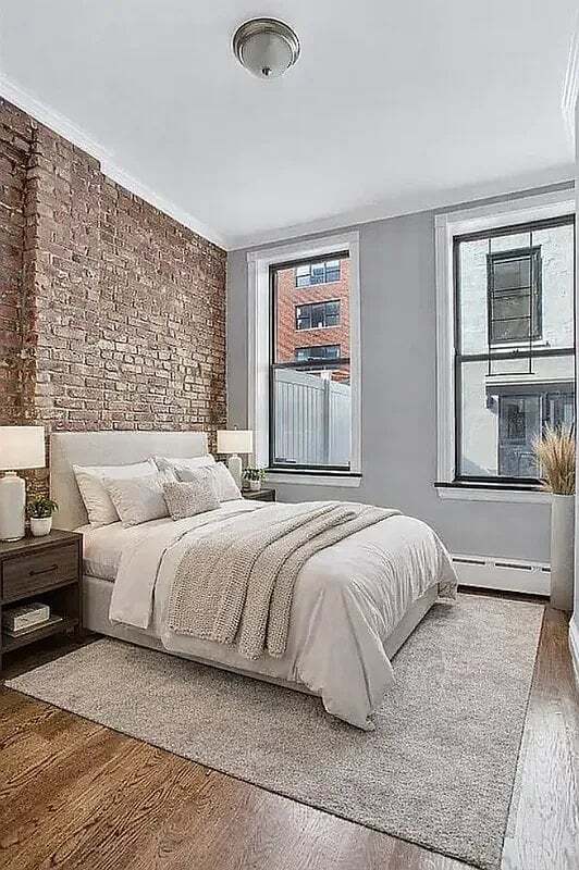 Foto del edificio - 127 E 7th St