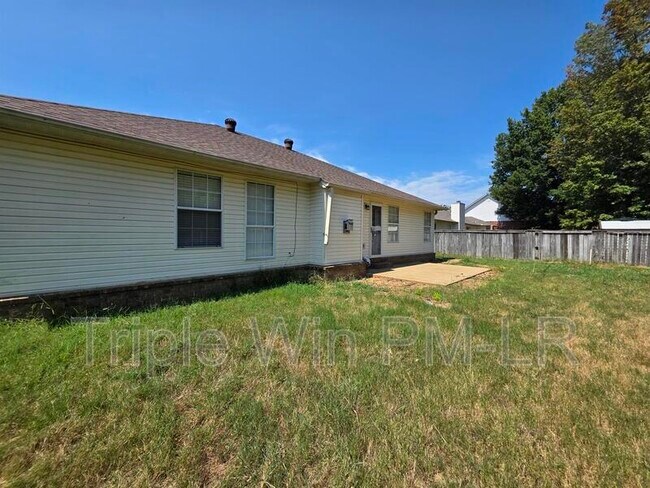 Building Photo - 26 Stonewood Dr