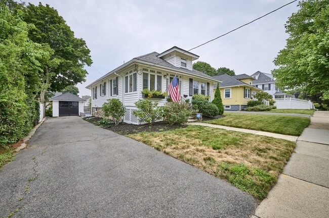 Building Photo - 41 Lynde Ave