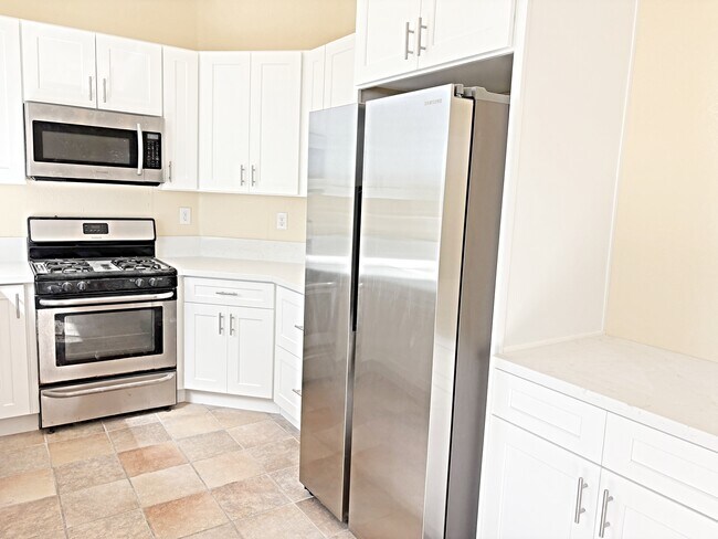 Foto del edificio - 4065 Ivey Vista Way