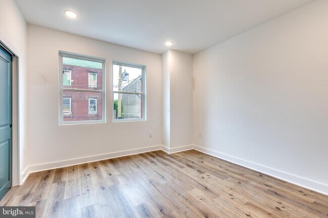 Building Photo - 2346 N 6th St
