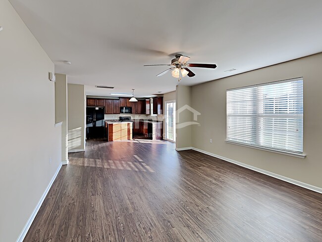 Building Photo - 2848 Tall Oaks Dr