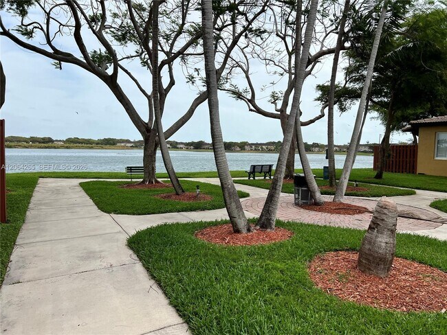 Foto del edificio - 9217 SW 227th St