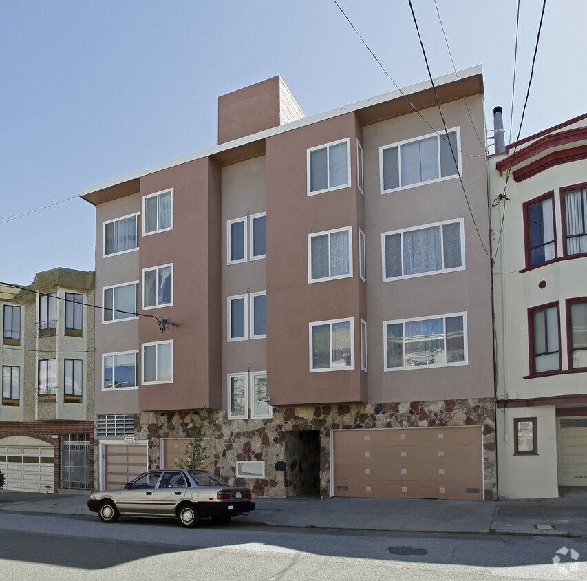 Primary Photo - 266 21st Ave