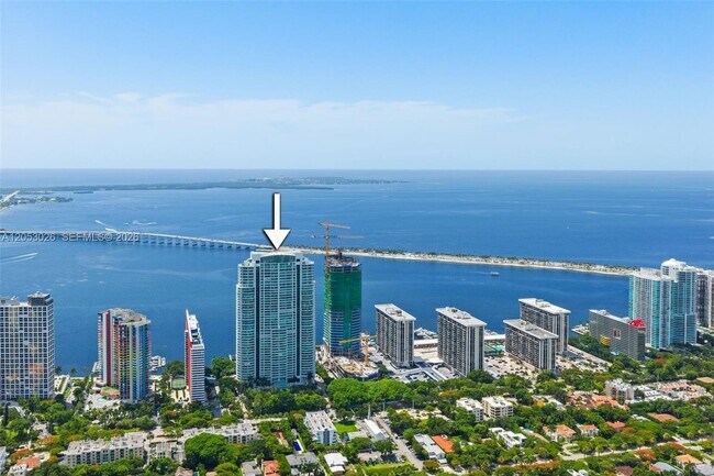 Foto del edificio - 1643 Brickell Ave