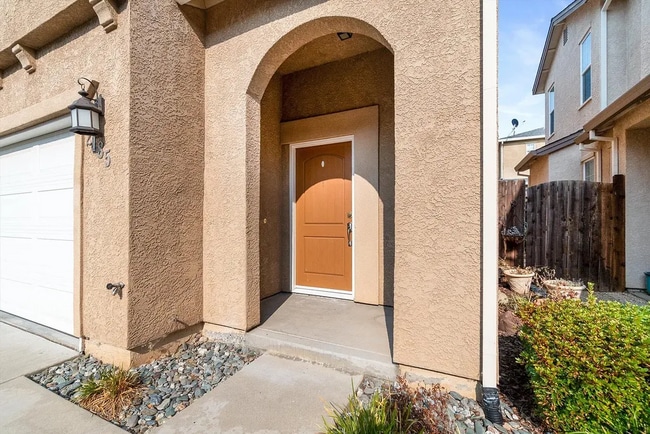 Building Photo - 2185 Tuscany Way